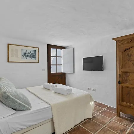 Casa El Burro بيت للعطل *